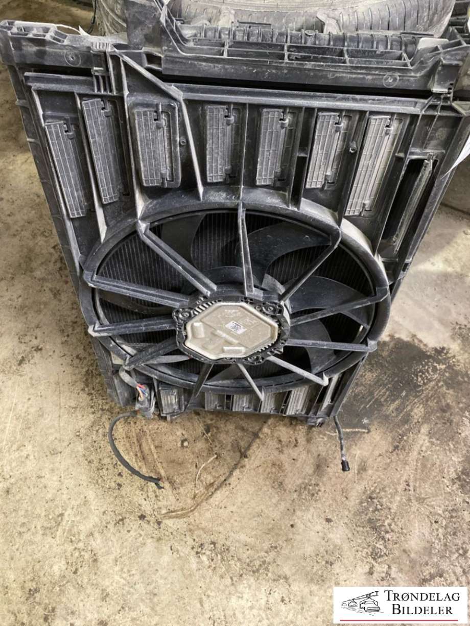 Radiatorpakke til Audi e-tron 2018-->>  (0130707113|)