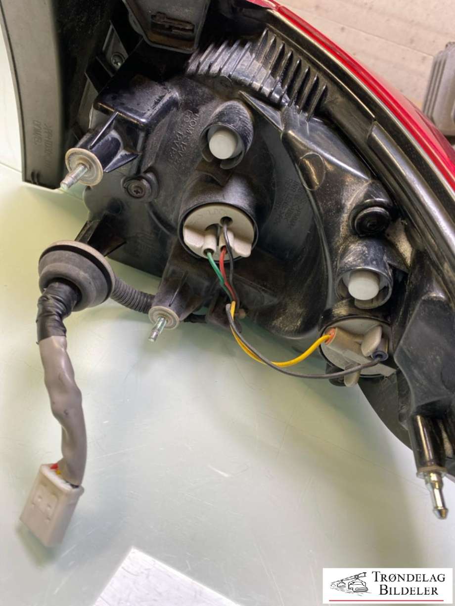 Baklykt venstre ytre til Hyundai Santa Fe 2010-2012 (Type II, Fase 2) (924012B520|)