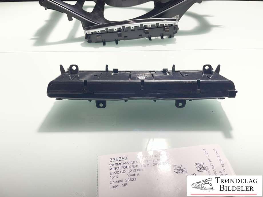 Varmeapparat betjening til Mercedes E-Klasse 2016-2023 (W213) (W213) (A 213 905 51 07|)