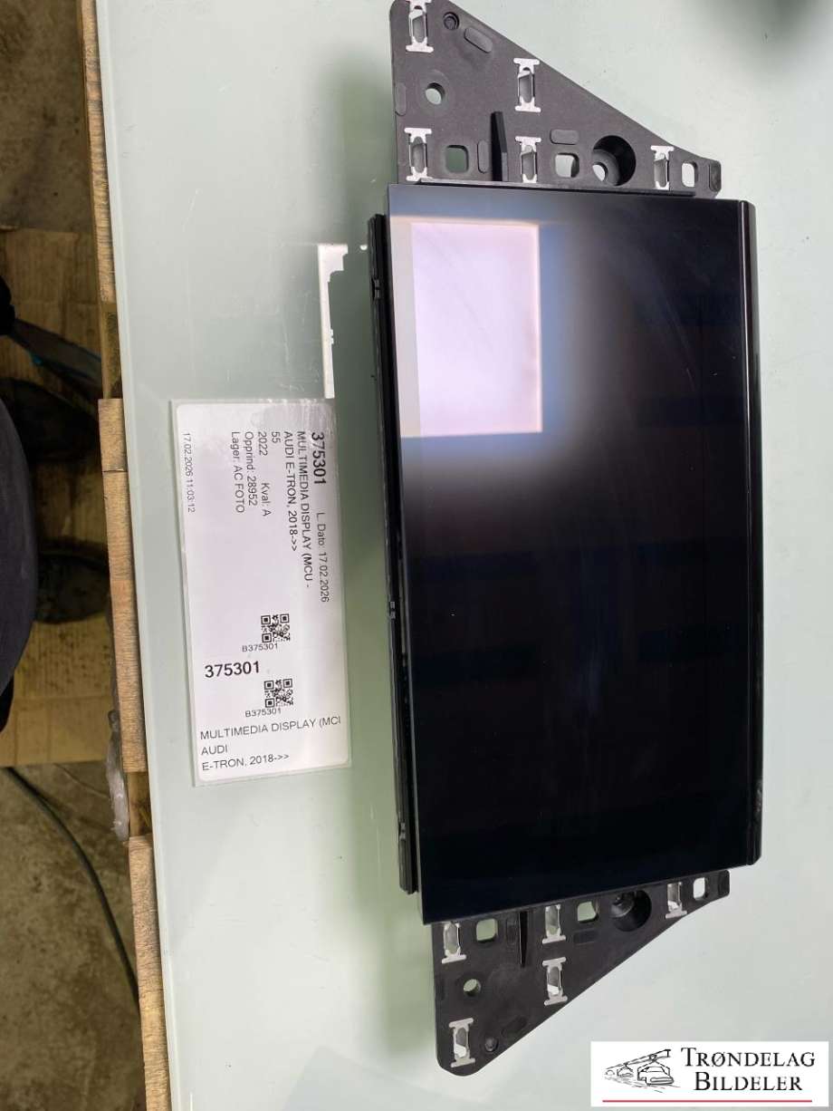 Multimedia display (MCU - Media Controller Unit) til Audi e-tron, 2018-->>  (4KE 919 605 N)