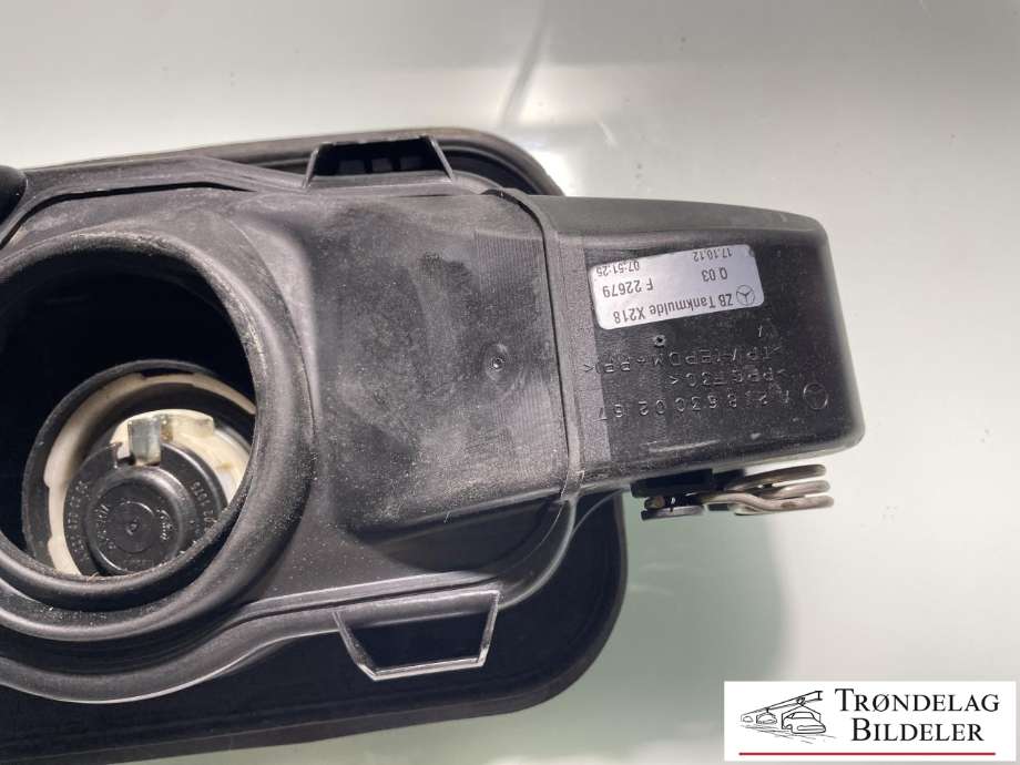 Tanklokk til Mercedes CLS 2011-2017 (C218) (C218) (A 221 470 09 05|A   001 990 23 92|)