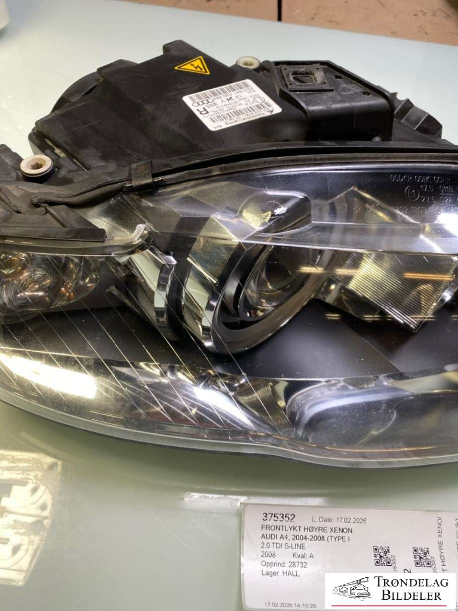 Frontlykt høyre xenon til Audi A4 2004-2008 (Type III) (B7) (B7) (8E0 941 030 BM|)