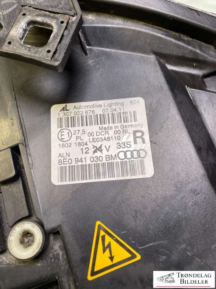 Frontlykt høyre xenon til Audi A4 2004-2008 (Type III) (B7) (B7) (8E0 941 030 BM|)