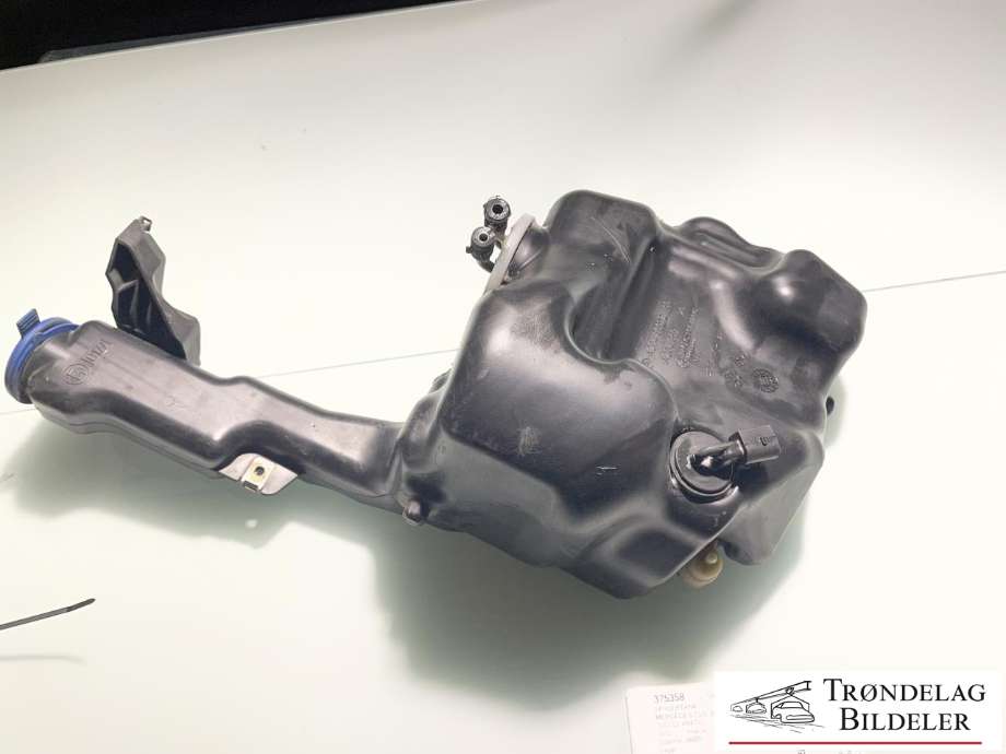 Spylertank til Mercedes CLS 2011-2017 (C218) (C218) (A2048691220|A2048602260|)