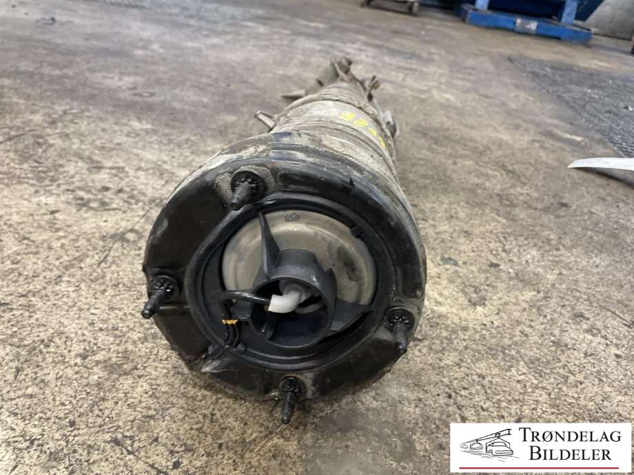 Støtdemper foran til Audi A6, Allroad 2015-2019 (Type III, Fase 2) (C7) (C7) (4G0 616 039 AM|4G0 616 039 AR|)