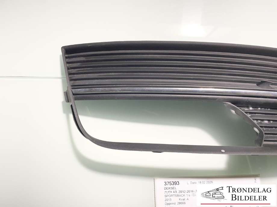 Deksel til Audi A3 2012-2016 (Type III, Fase 1)  (8V3 807 681 A|)