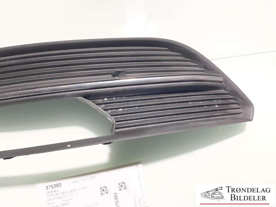 Deksel til Audi A3 2012-2016 (Type III, Fase 1)  (8V3 807 681 A|)