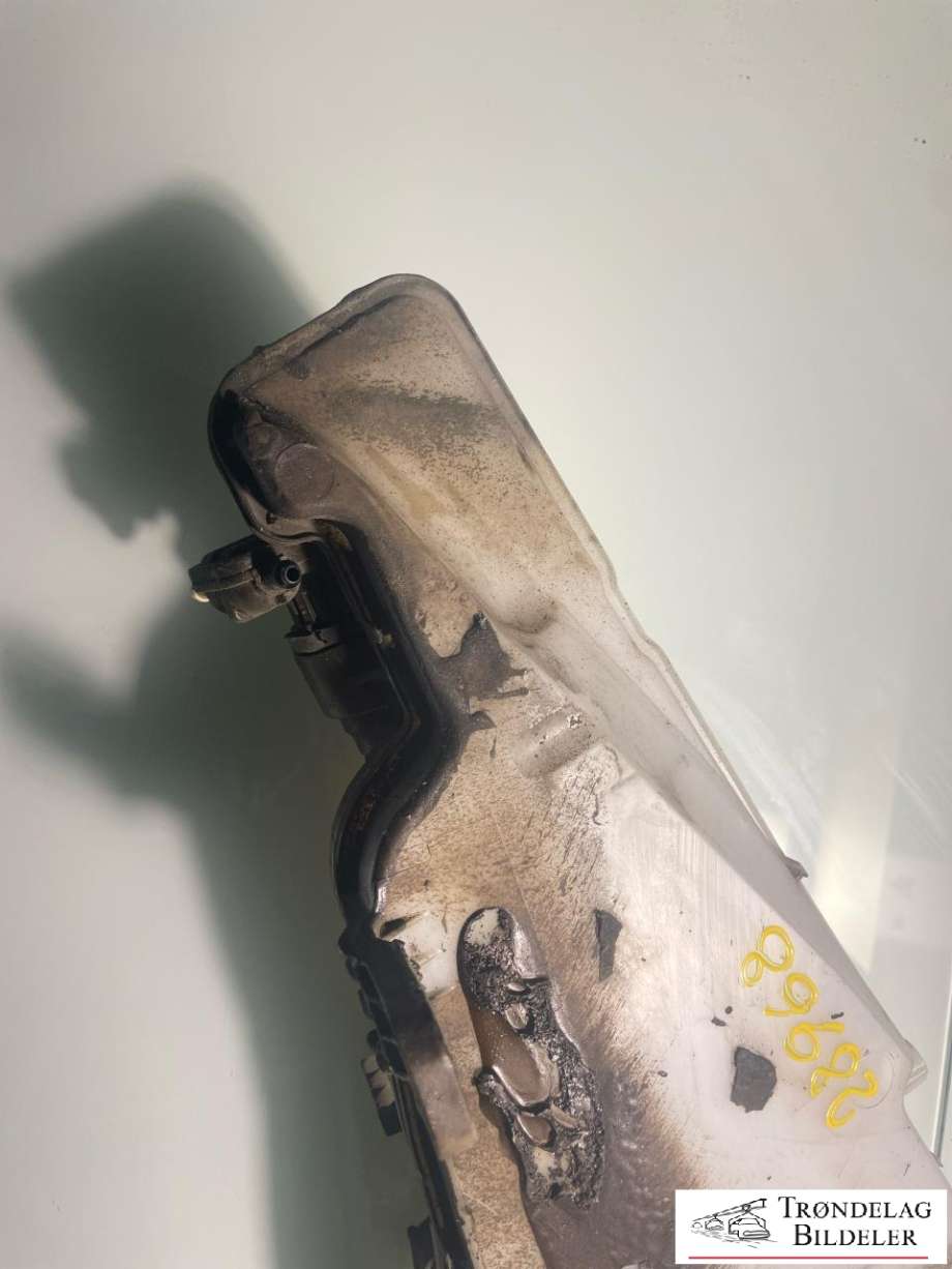 Spylertank til Audi A6, Allroad 2015-2019 (Type III, Fase 2) (C7) (C7) (4G8 955 453 D|4G8 955 453 F|1K5 955 651)