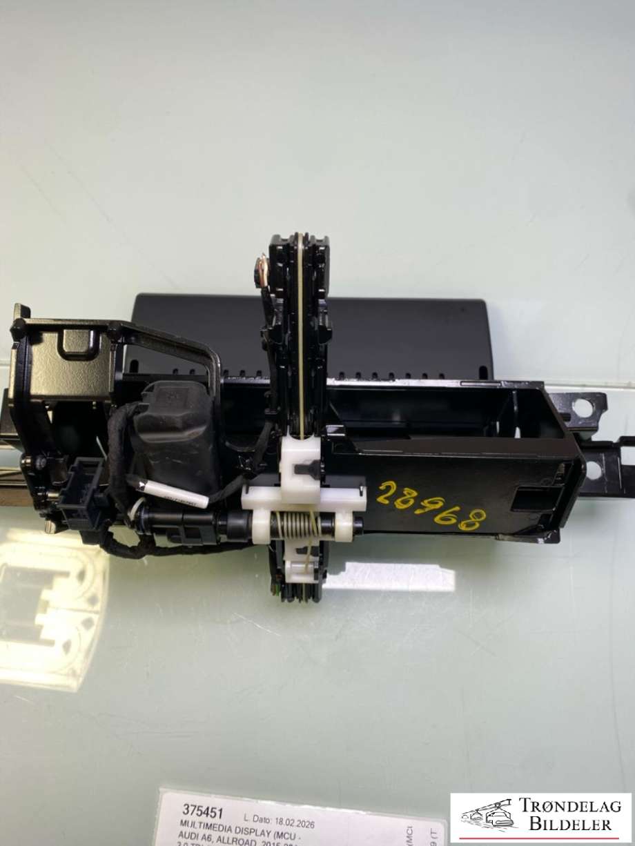 Multimedia display (MCU - Media Controller Unit) til Audi A6, Allroad 2015-2019 (Type III, Fase 2) (C7) (C7) (4G1919601AB|)