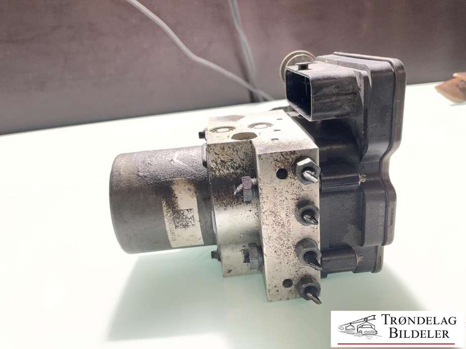 ABS sentral til Audi A6, Allroad 2015-2019 (Type III, Fase 2) (C7) (C7) (4G0 614 517 AL|)