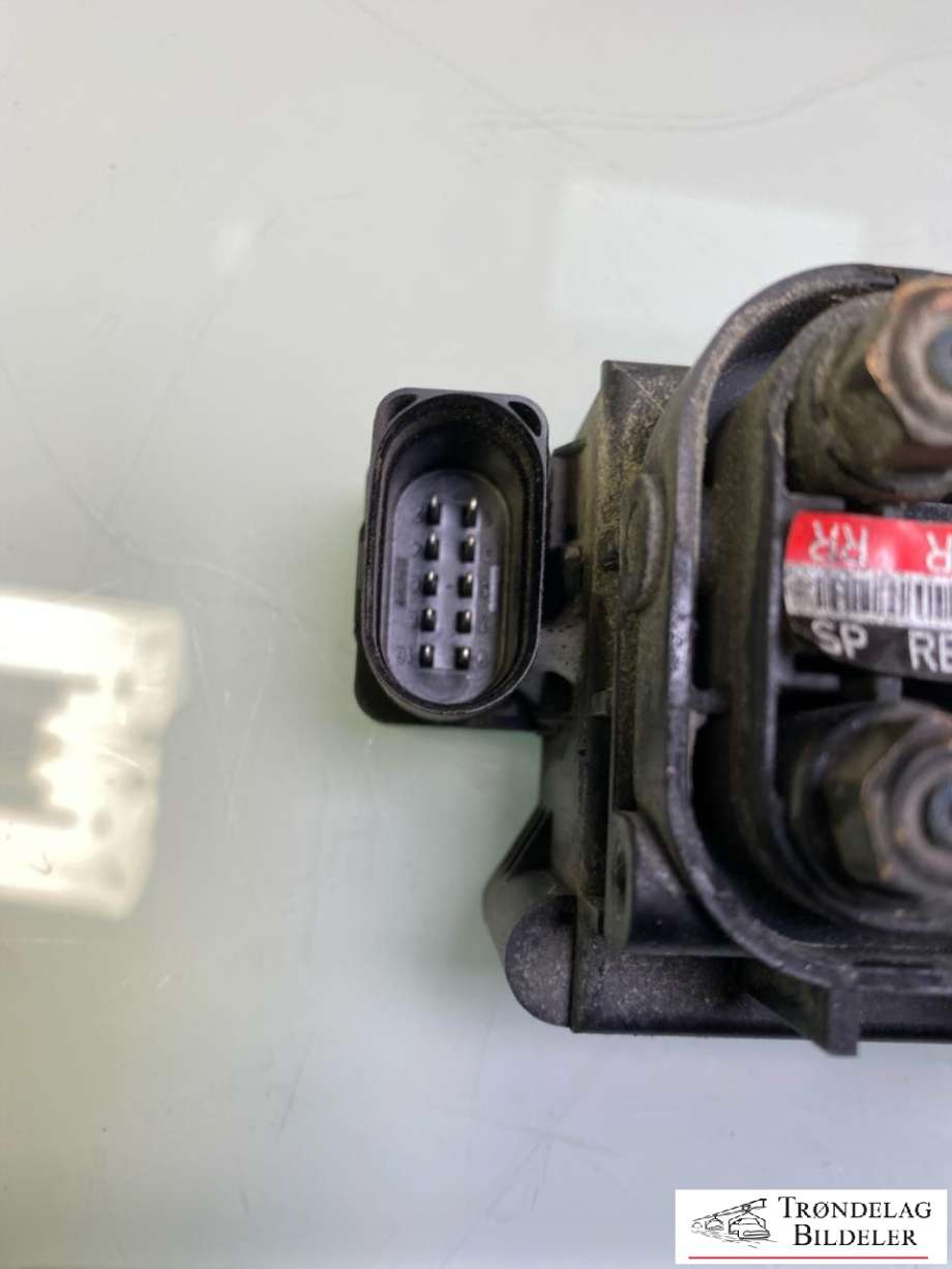 Ventilblokk luftfjæring til Mercedes CLS 2011-2017 (C218) (C218) (A 251 320 00 58|A 212 320 03 58|)
