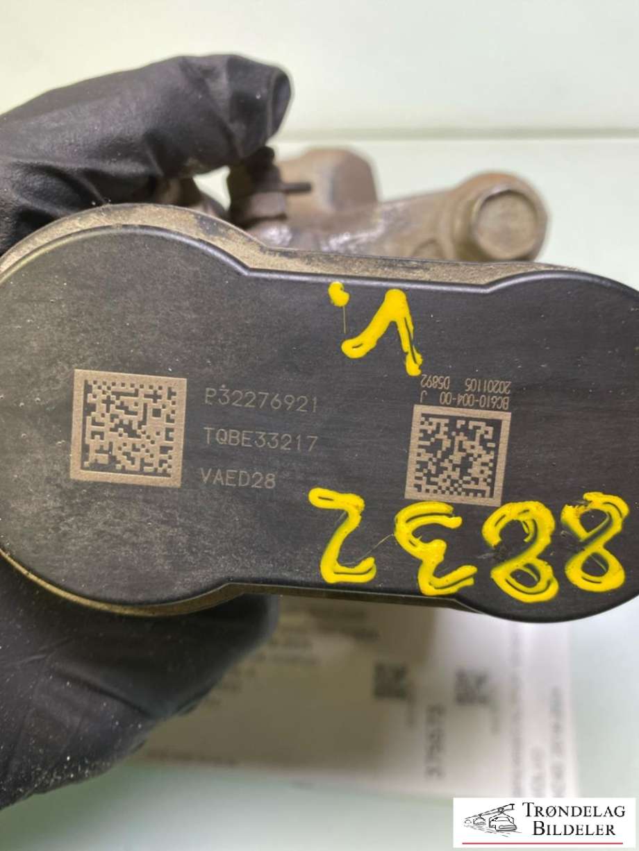 Bremsecaliper venstre foran til Volvo XC40 2018-2024  (32276921|)