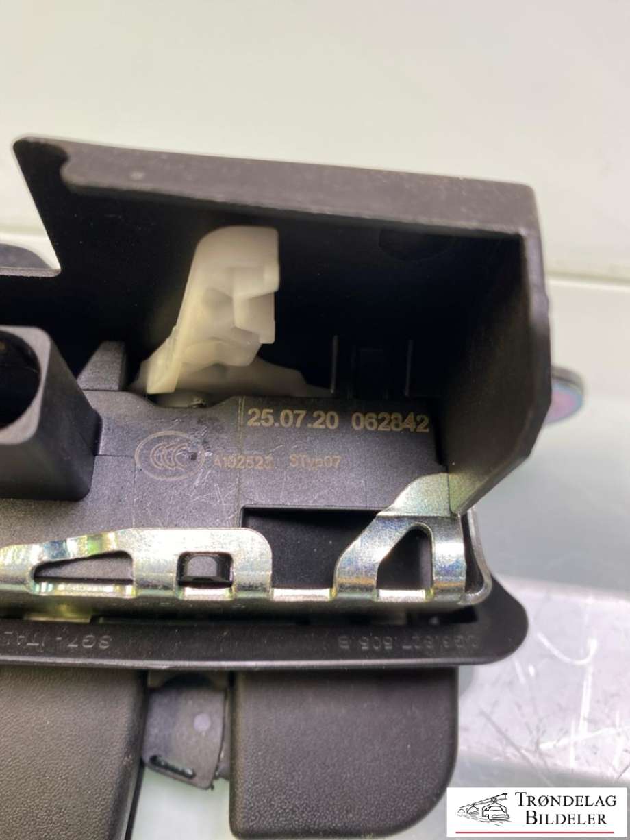 Baklukelås til VW ID.3 2020-->>  (2G6 827 505 B|)