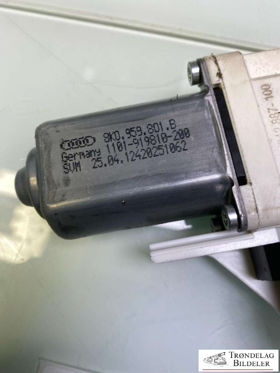 Ruteheis, kun motor, høyre foran til VW Sharan 2010-->> (Type II)  (8K0959801B|)