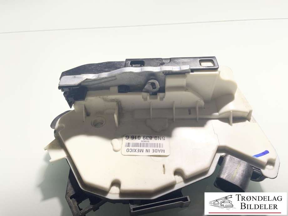 Låsekasse høyre bak til VW Amarok 2010-2016 (Type I, Fase 1)  (5N0 839 016 G|5N0 839 016 R|)