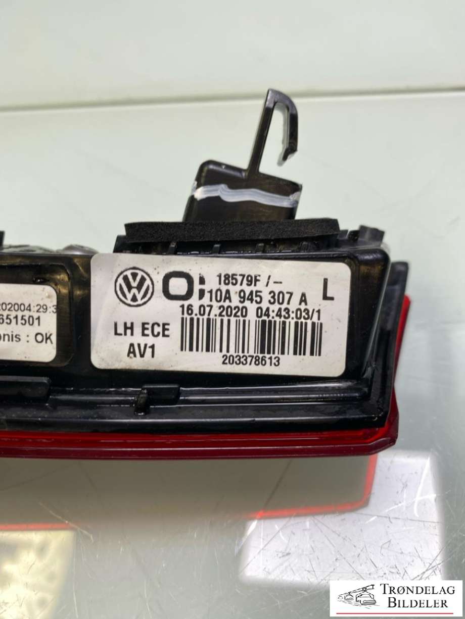 Baklykt venstre indre til VW ID.3 2020-->>  (10A945307A|)