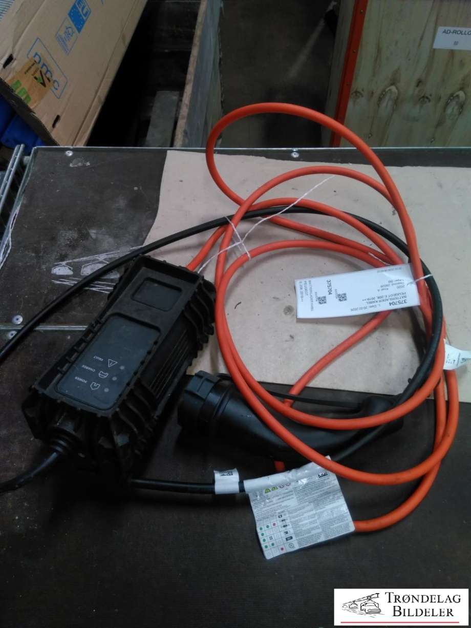 Batterilader kabel til Peugeot e-208, 2019-->>  (98 237 808 80)