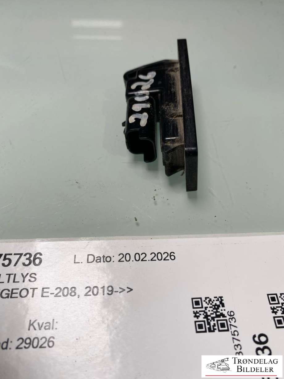 Skiltlys til Peugeot e-208 2019-->>  (9815225980|)