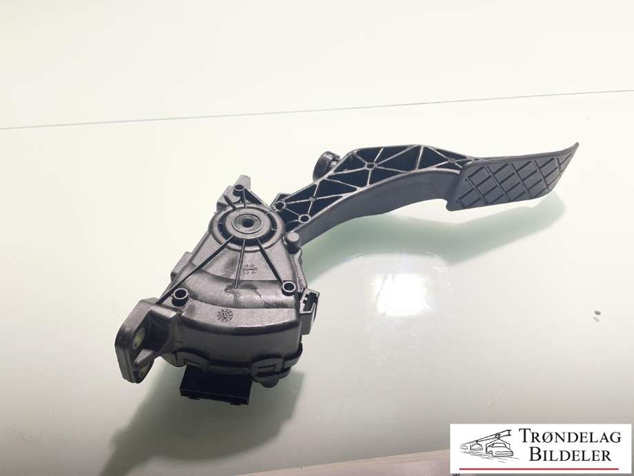 Pedal gass til VW Transporter / Caravelle 2019-->> (T6.1) (T6.1) (7E1723503C|6PV008496-42|)
