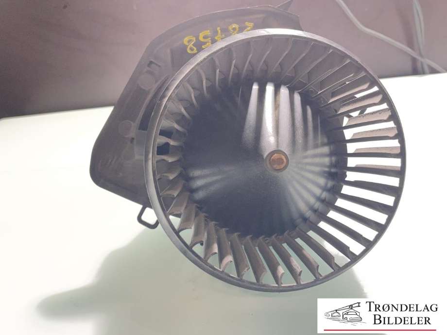 Varmeapparat motor til VW Transporter / Caravelle 2019-->> (T6.1) (T6.1) (7E1820021B|0 130 115 671|)