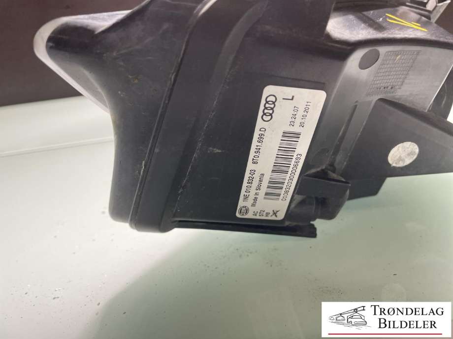 Tåkelykt venstre foran til VW Transporter / Caravelle 2019-->> (T6.1) (T6.1) (1NE 010 832-03|)