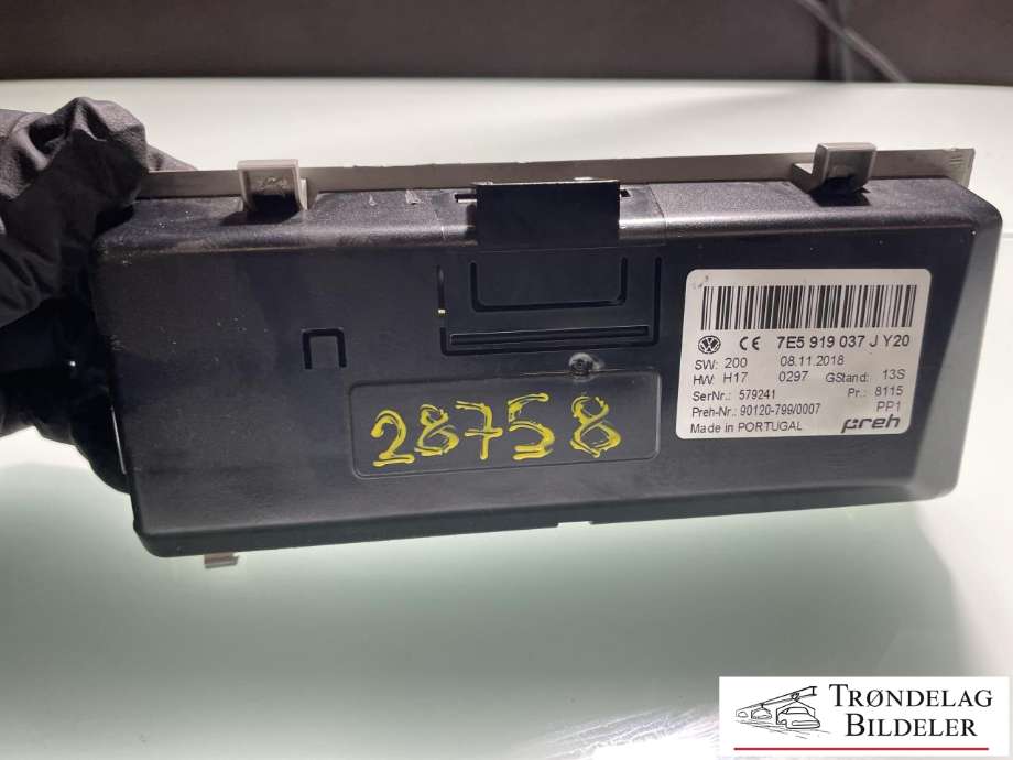 Instrument klokke til VW Transporter / Caravelle 2019-->> (T6.1) (T6.1) (7E5 919 037 J|)