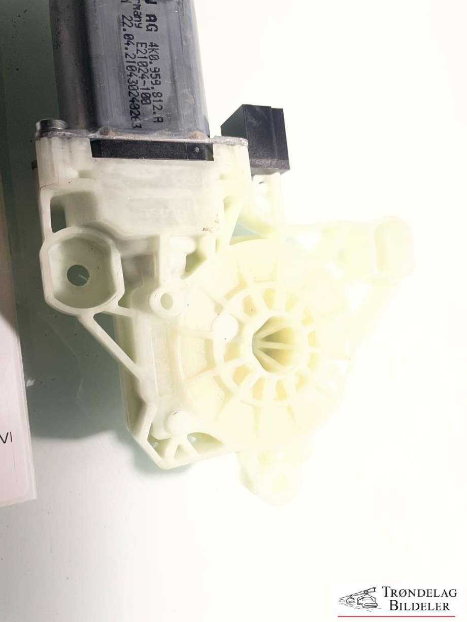 Ruteheis, kun motor, venstre bak til VW ID.4 2020-->>  (4K0 959 812 A|)