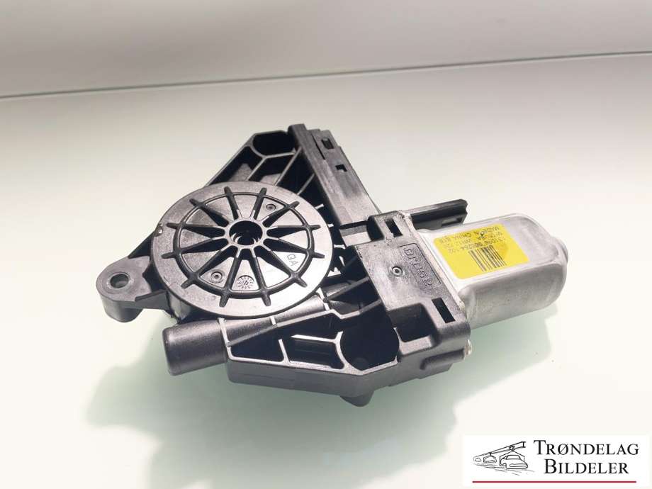 Ruteheis, kun motor, høyre bak til Volvo V60/V60 CC 2013-2018 (Type I, Fase 2)  (966264102|31349759|)