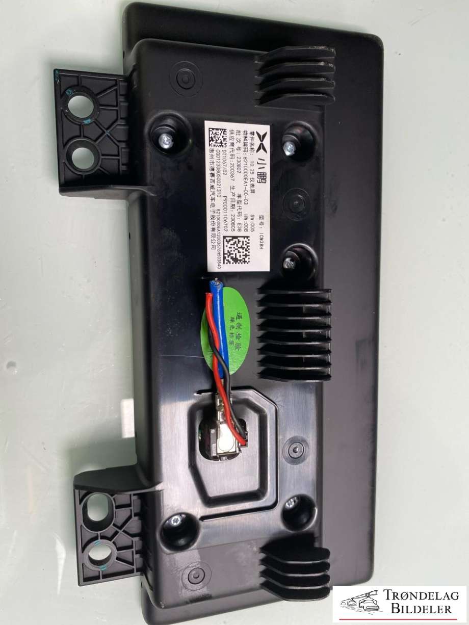 Instrumentpanel til XPeng G9 2023-->>  (8210000EA1-00-03|)