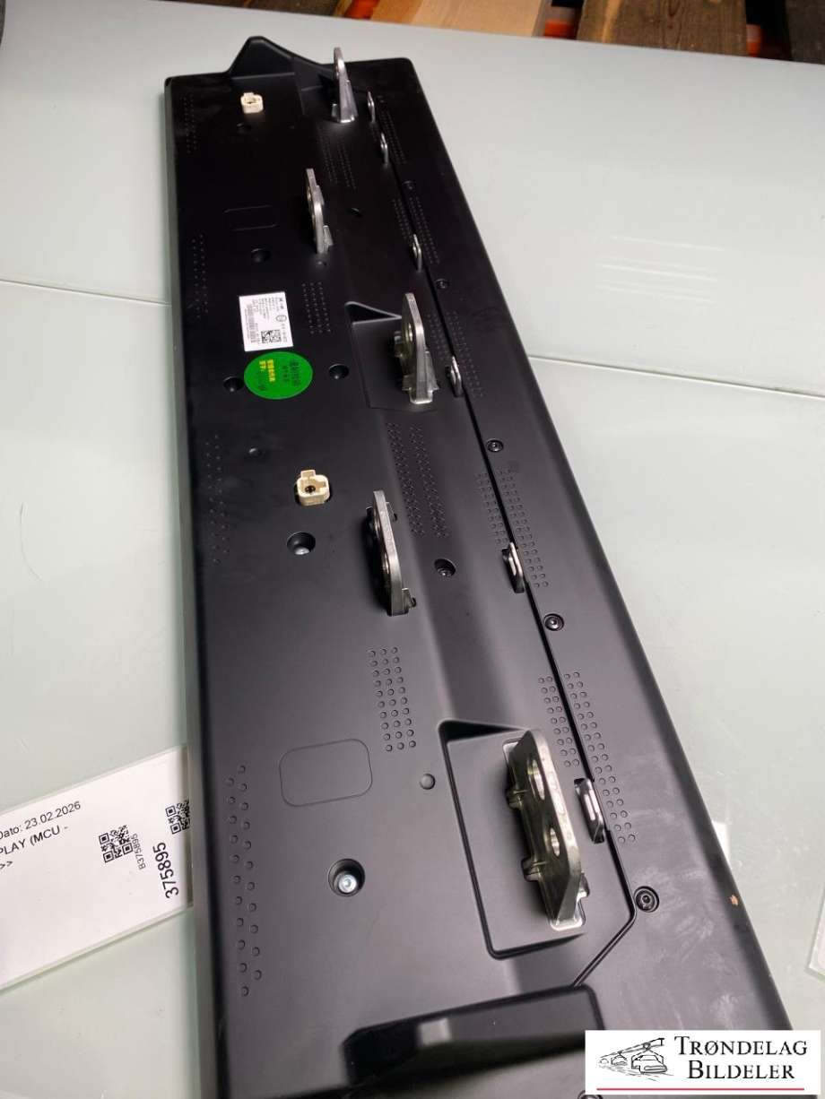 Multimedia display (MCU - Media Controller Unit) til XPeng G9 2023-->>  (8610000EA2-00-00|)