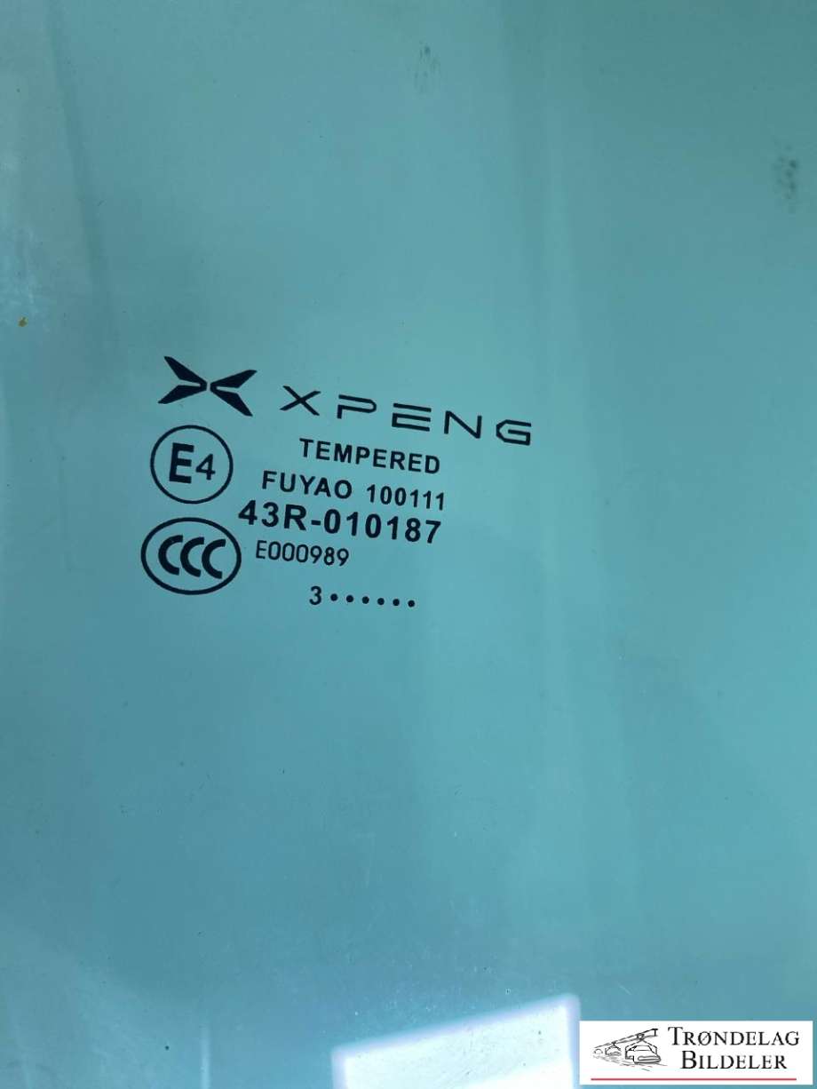 Siderute høyre foran til XPeng G9 2023-->>  
