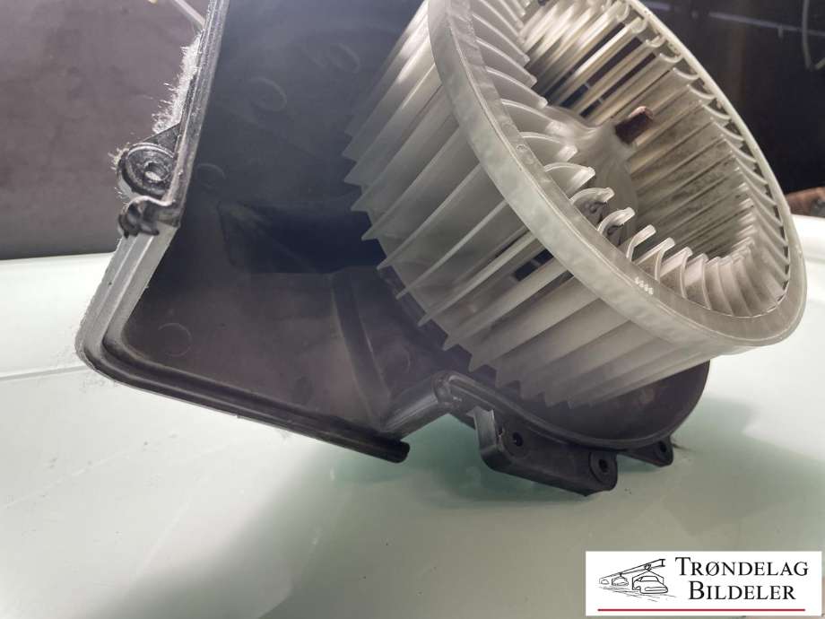 Varmeapparat motor til Škoda Rapid 2012-2019  (6R1 819 015|)