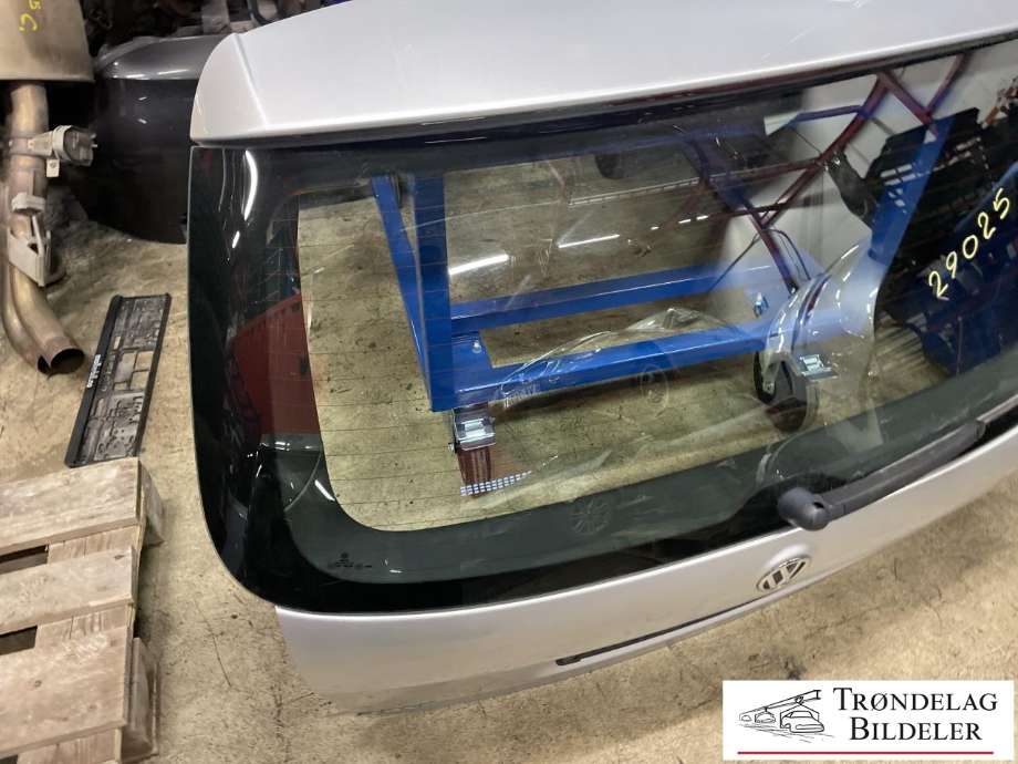 Bakluke stasjonsvogn til VW Golf VI 2008-2012  (1K9827025B|1K9845051F|)