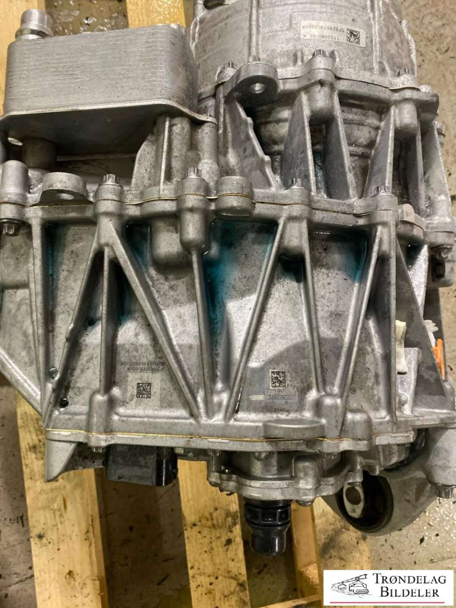 Motor elbil foran til Tesla Model Y 2024-->> (Type II) (1120960-DE-K|)