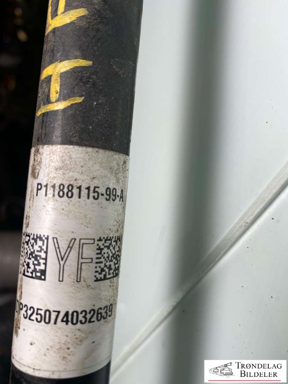 Drivaksel foran til Tesla Model Y 2024-->> (Type II) (P1188115-99-A|)
