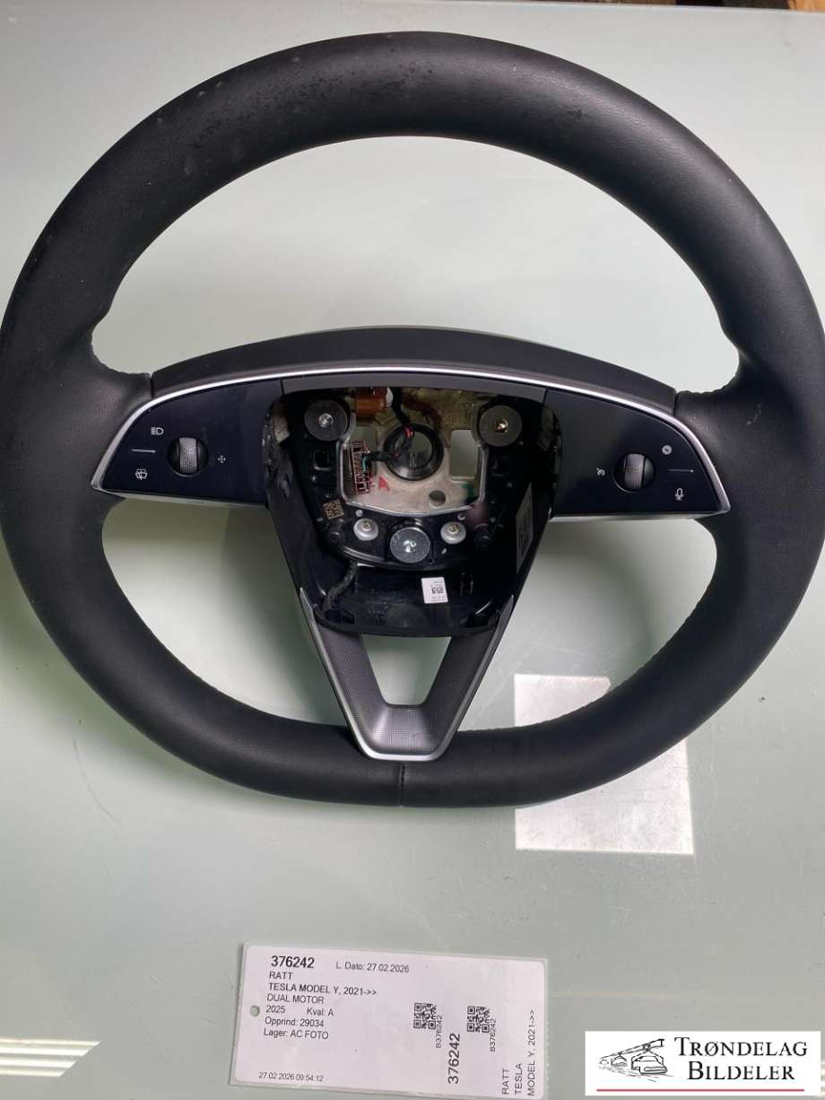 Ratt til Tesla Model Y, 2024-->> (Type II)  (2003660-EU-E)