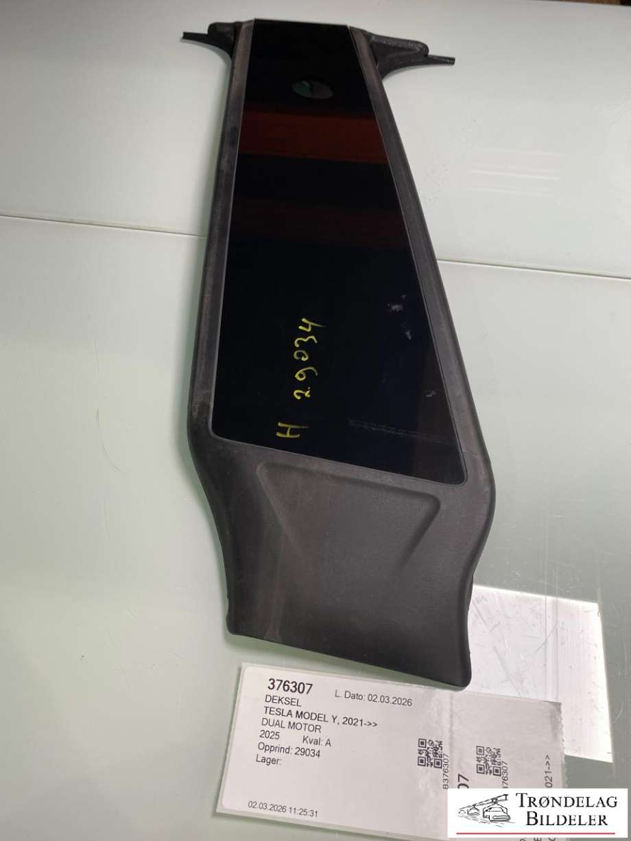Deksel til Tesla Model Y, 2024-->> (Type II)  (1937558-00-B)