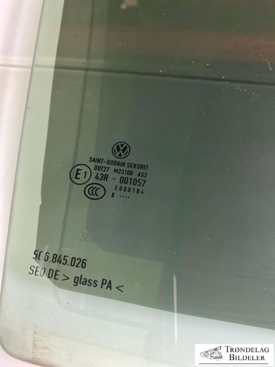 Siderute høyre bak til VW e-Golf 2017-2020 (Fase 2) (5G6845026A|43R-001108|)