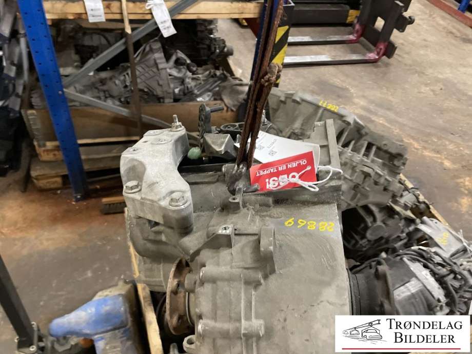 Girkasse manuell 6-trinn til VW Passat 2011-2015 (B7) (B7) (PFL|02Q 300 049 T|02Q 300 050 E)