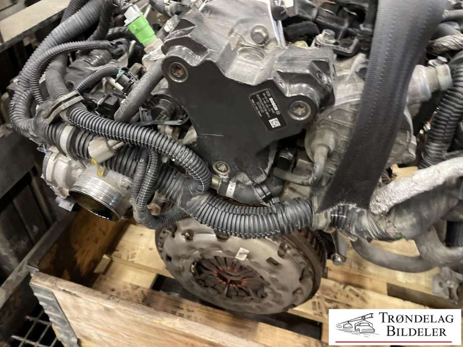 Motor diesel til Volvo V70 2007-2013 (Type III, Fase 1)  (36050451|6901026|6901157|6906006|6906007|6906014|6906015|6906016|6906023|6906088|6906090|6906105|D5244T4/T5)