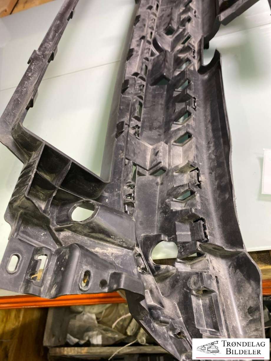 Frontplate øvre til Peugeot e-208 2019-->> (98 232 097 80|)