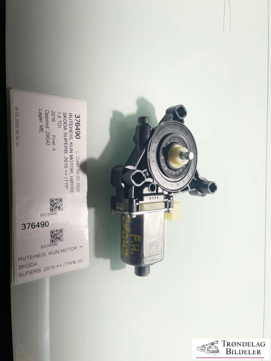 Ruteheis, kun motor, høyre foran til Škoda Superb, 2015-->> (Type III)  (5Q0 959 802 B)