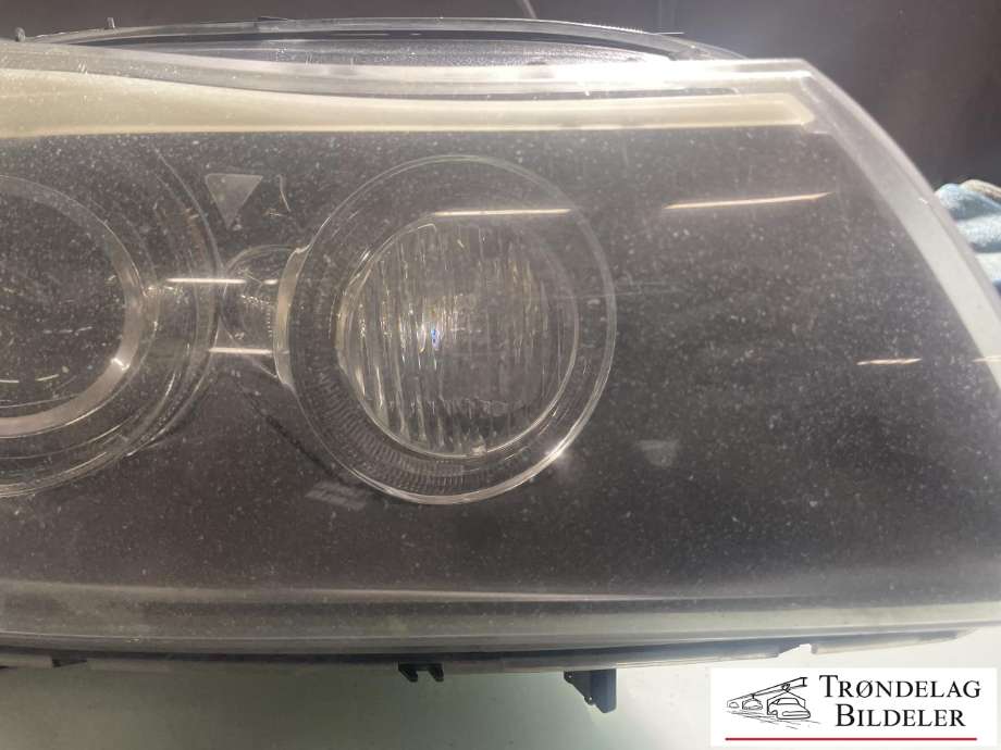 Frontlykt høyre xenon til BMW 3-Serie 2005-2011 (E90/E91/E92/E93) (E90/E91/E92/E93) (63117202584|7172536|63117318327|W003T19571|63117240248)