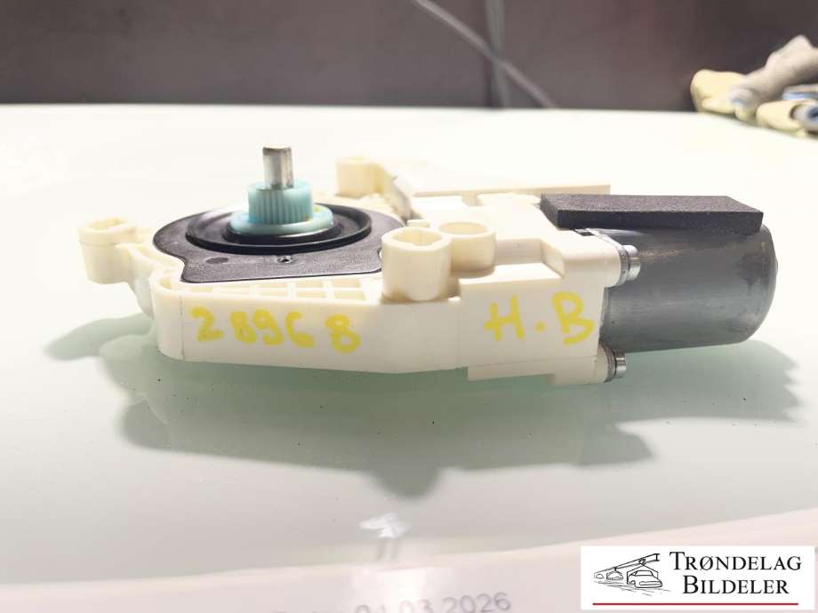 Ruteheis, kun motor, høyre bak til Audi A6, Allroad 2015-2019 (Type III, Fase 2) (C7) (C7) (8K0 959 811 A|)