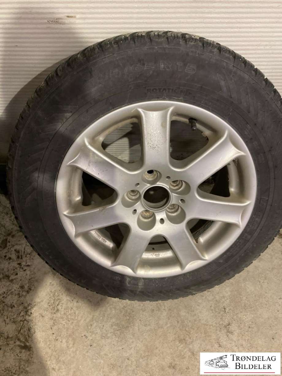 Hjulsett aluminium vinter til VW Golf IV 1998-2003  (NOKIAN TYRES|195/65-15| 95T 7X15| 5X112|/ET39/CB57|1MM|4|5MM MØNSTERDYBDE|PROD 36/2021)