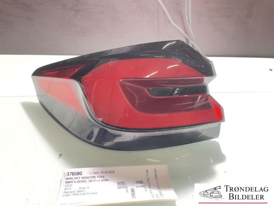Baklykt venstre ytre til BMW 5-Serie, 2017-->> (G30/G31) (G30/G31) (63 21 7 376 463)