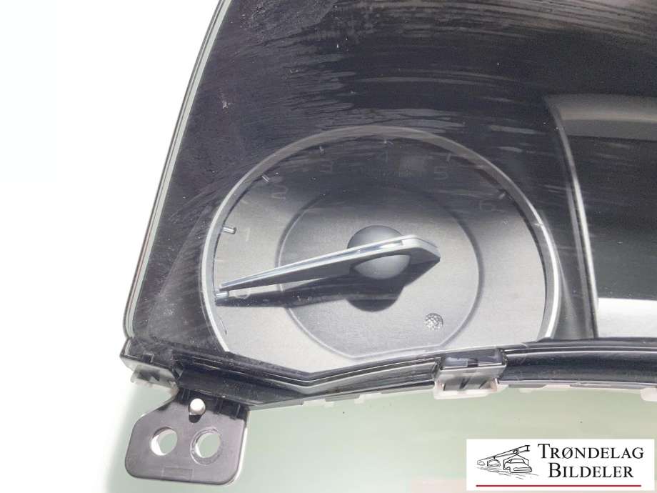 Instrumentpanel til Isuzu D-Max 2012-2017 (Type II, Fase 1)  (8-98209-562-0|)