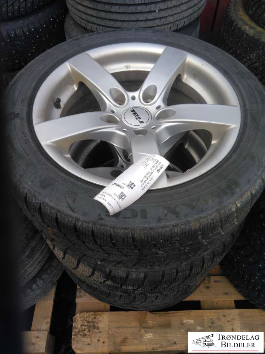 Hjulsett aluminium vinter til BMW 3-Serie 2005-2011 (E90/E91/E92/E93) (E90/E91/E92/E93) (RADAR DIMAX ICE|205/55-16 94T. 7JX16| 5X120/ET 30/CB72|6MM PIGGFRI||18/2022)