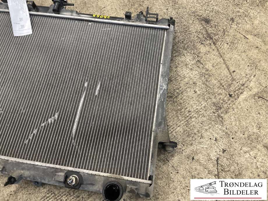 Radiator (automat gir) til Isuzu D-Max 2012-2017 (Type II, Fase 1)  