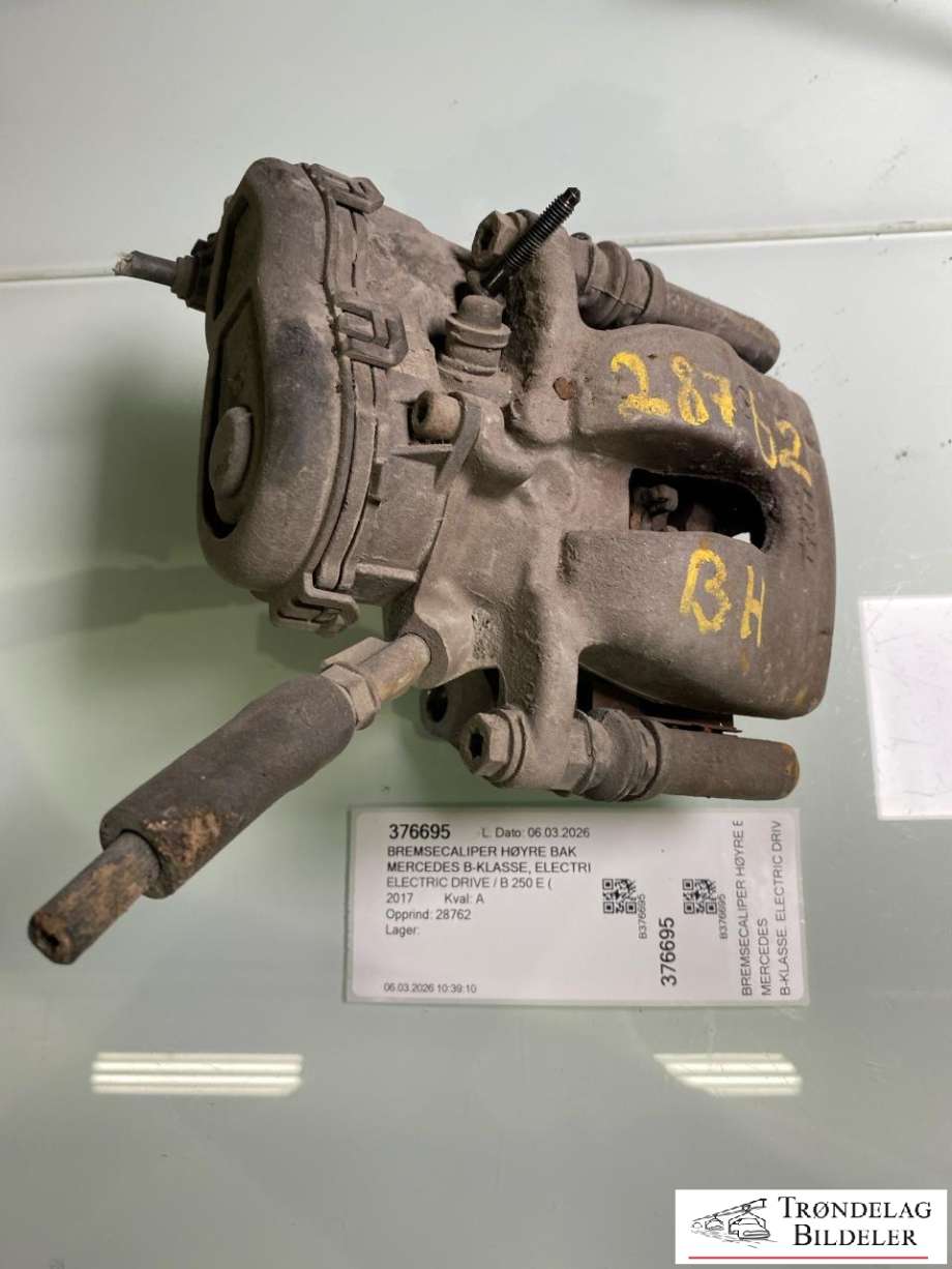 Bremsecaliper høyre bak til Mercedes B-Klasse, electric drive, 2014-2018 (W242) (W242) (A 000 423 24 81)